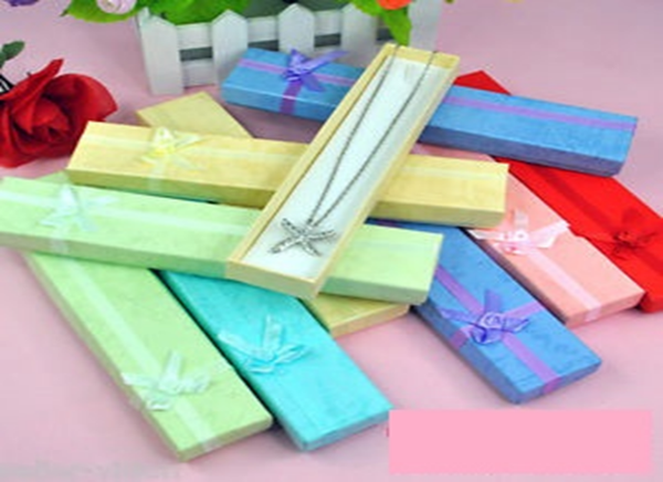 CAJITA CARTON LAZO REGALO ALARGADA (12)