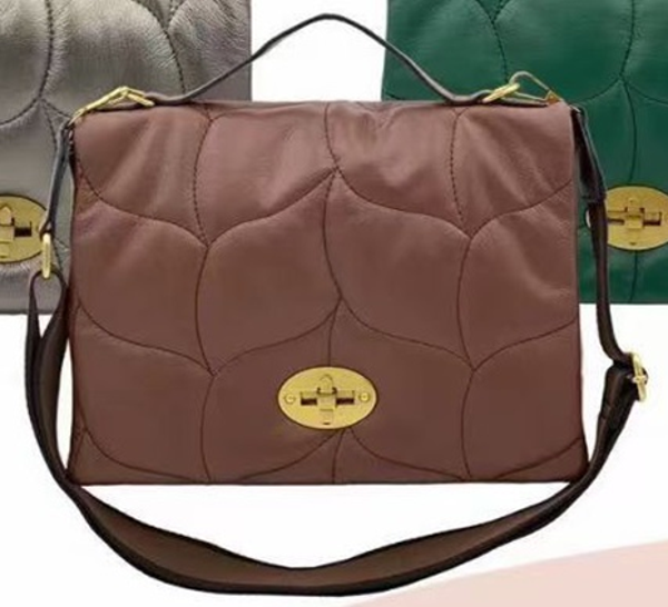 BOLSO ALARGADO ACOLCHADO CIERRE