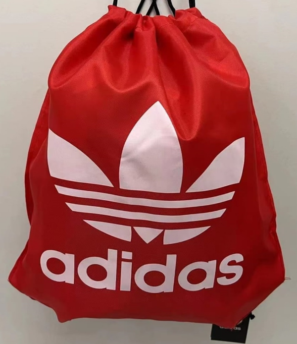 MOCHILA CUERDAS MARCAS SURTIDA 23x42cm