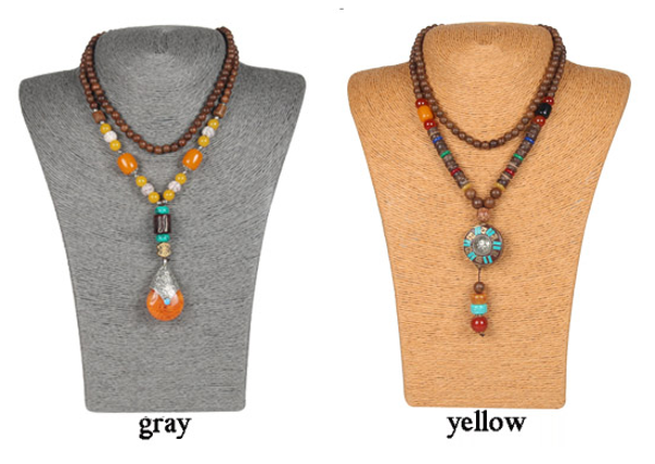 BUSTO EXPOSITOR COLLARES