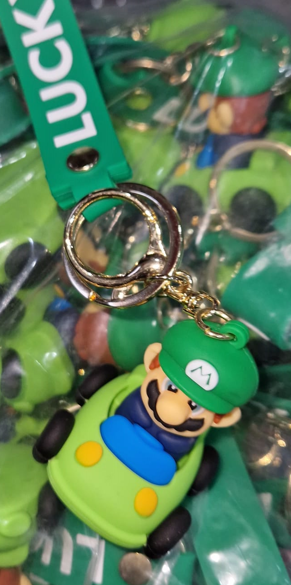LLAVERO ENGOMADO LUIGI SUPER MARIO