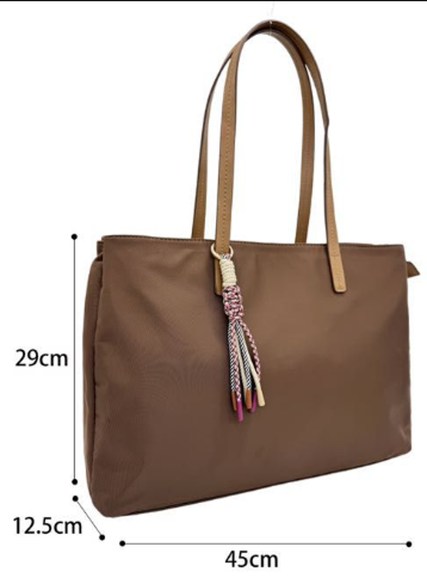 BOLSO RECTANGULAR LISO BORLA 45x29cm