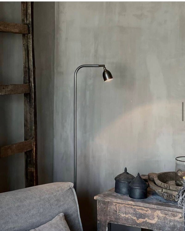 Aura Peeperkorn vloerlamp eierdopje