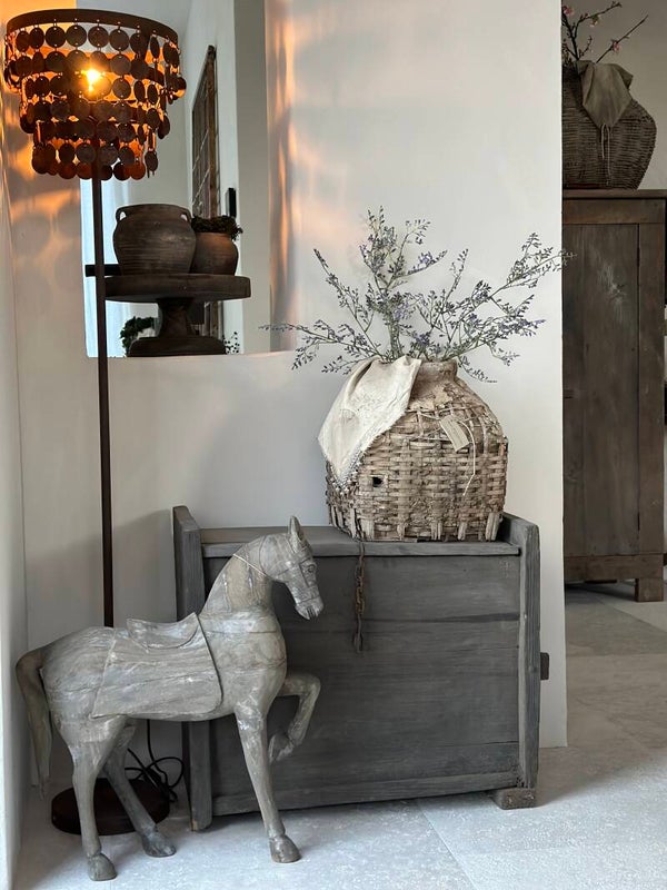 Houten paard Aura Peeperkorn