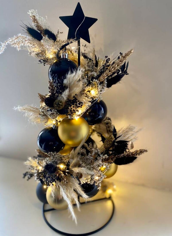 “Zwart metalen spiraal kerstboom”