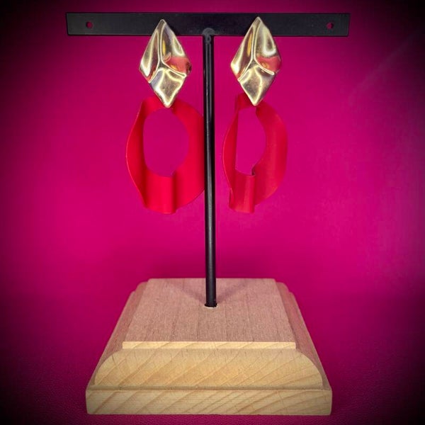 Boucles d’oreilles rouges/bordeaux en acier inoxydable – Motif raffiné