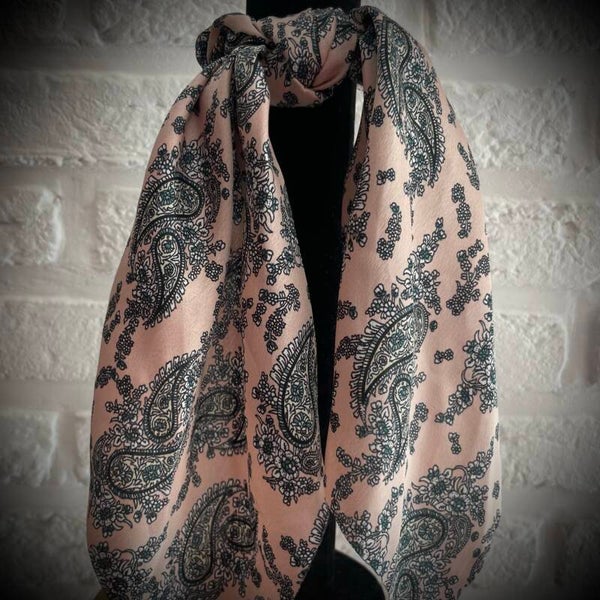 Chouchou individuel en satin avec nœud