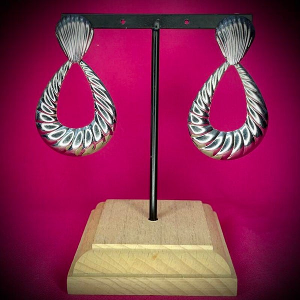 Boucles d’oreilles en acier inoxydable argenté – Motif raffiné