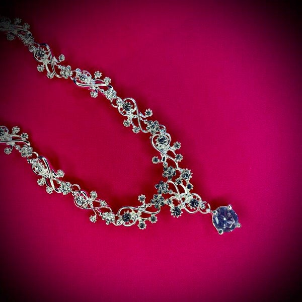Collier Cérémonie – Strass & Perles