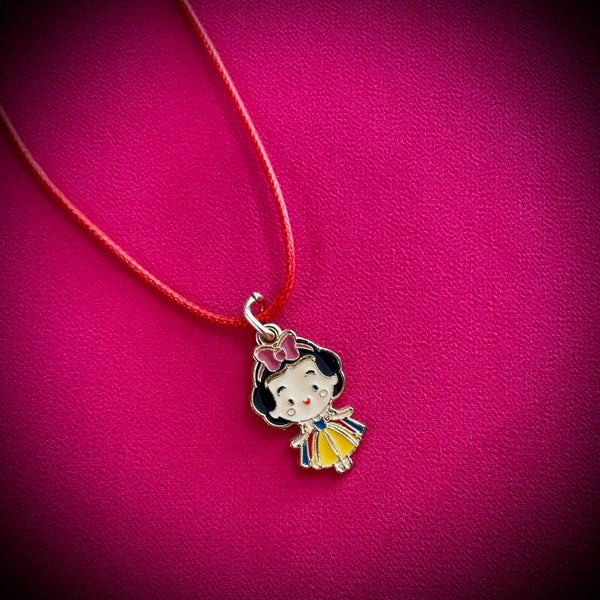 Collier DISNEY avec cordon de couleur aléatoire