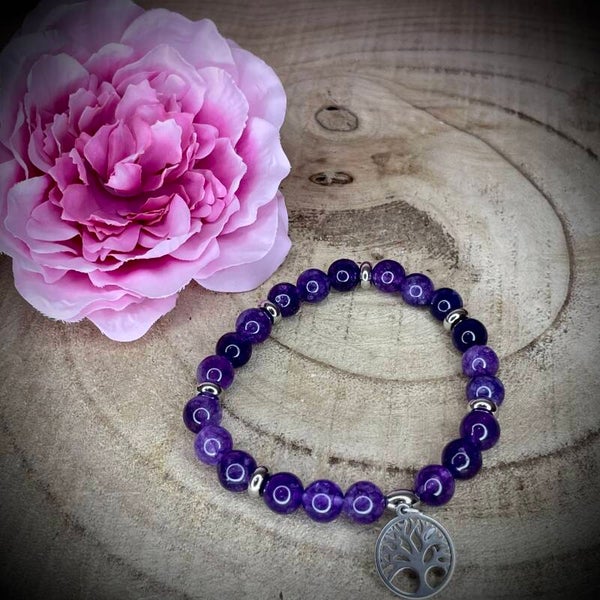 Bracelet en pierres naturelles et motif arbre de vie
