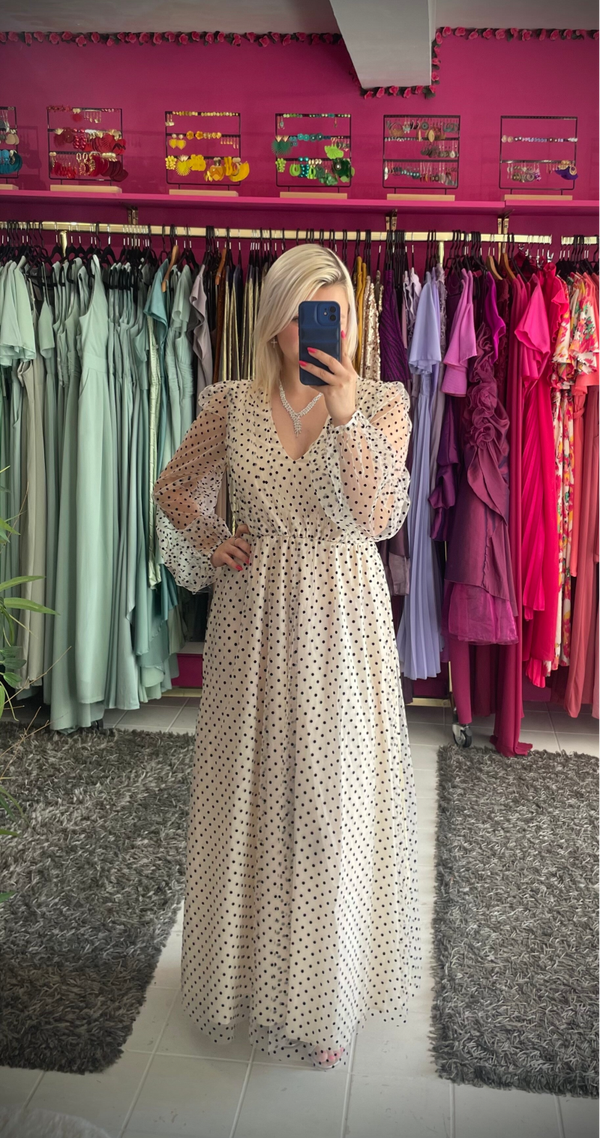 Robe longue élégante beige et noire