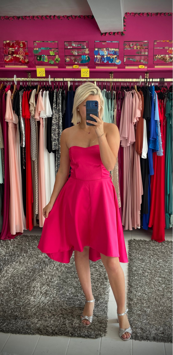 Robe de soirée bustier rose satinée