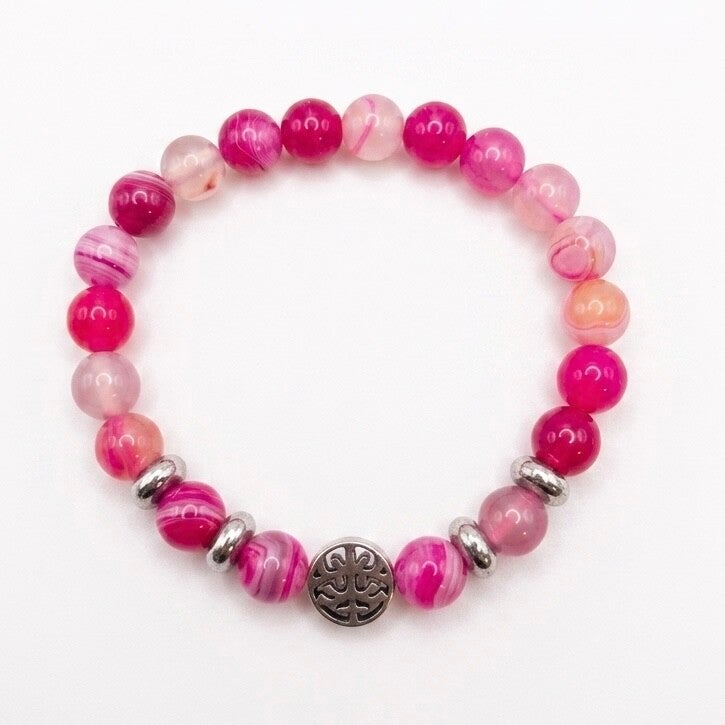 Bracelet en pierres naturelles et motif arbre de vie