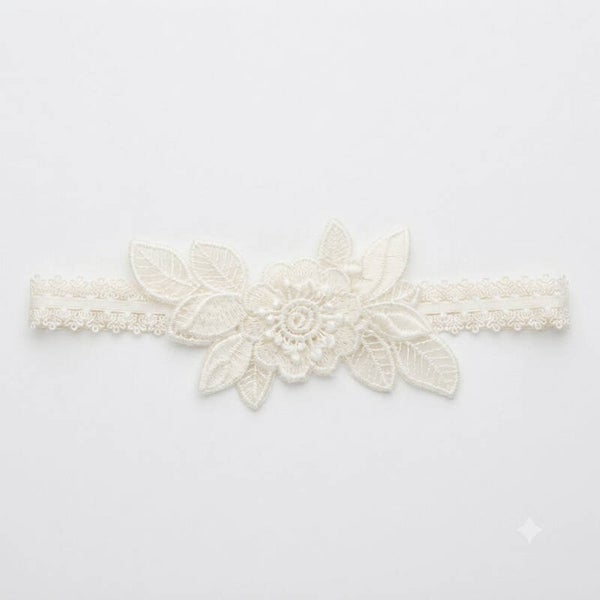 Jarretière Extensible en Dentelle Blanche – Accessoire Chic de Cérémonie