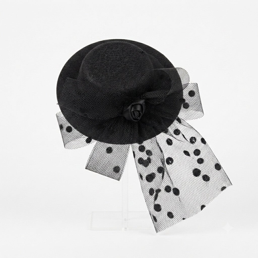 Chapeau à pince pour cheveux