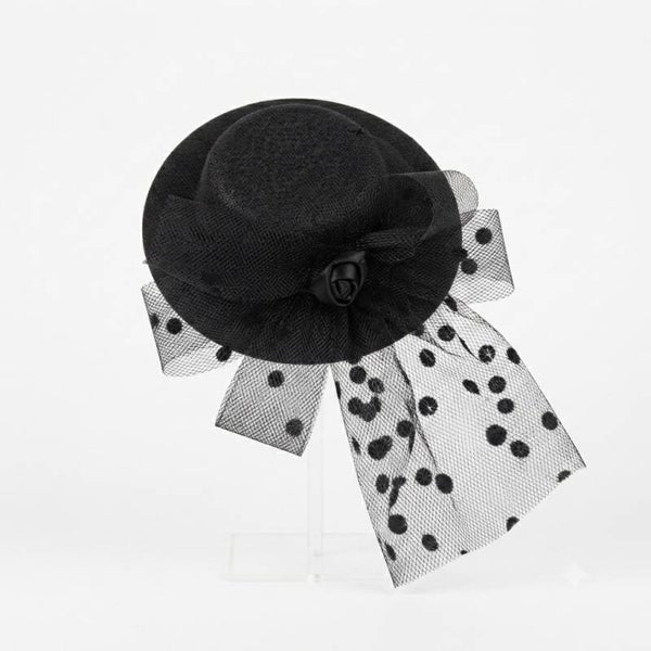 Chapeau à pince pour cheveux