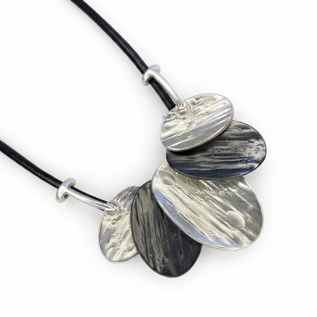 Collier Cérémonie – Strass & Perles