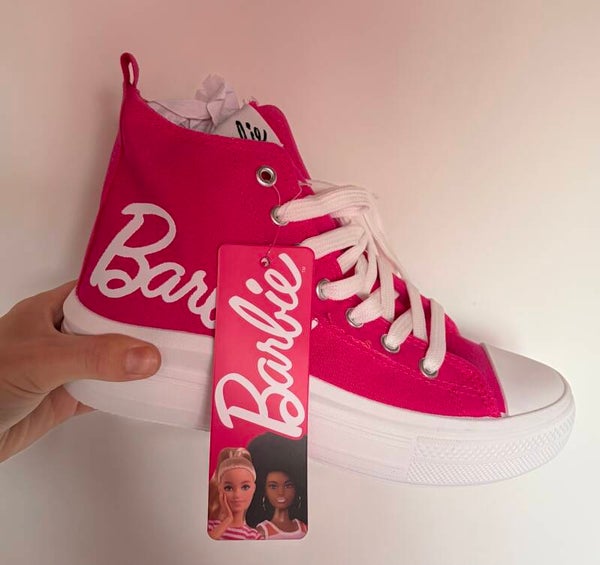 Basket style converse édition Barbie