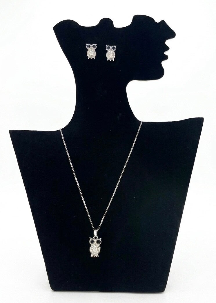 Parure élégante en acier inoxydable – Collier & boucles d’oreilles avec strass et motif
