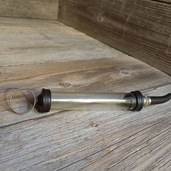 Oude glycerine spuit.