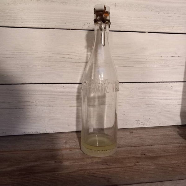 Frisdrankfles Franz Tratnik, Buer Erle, 0,5 liter.