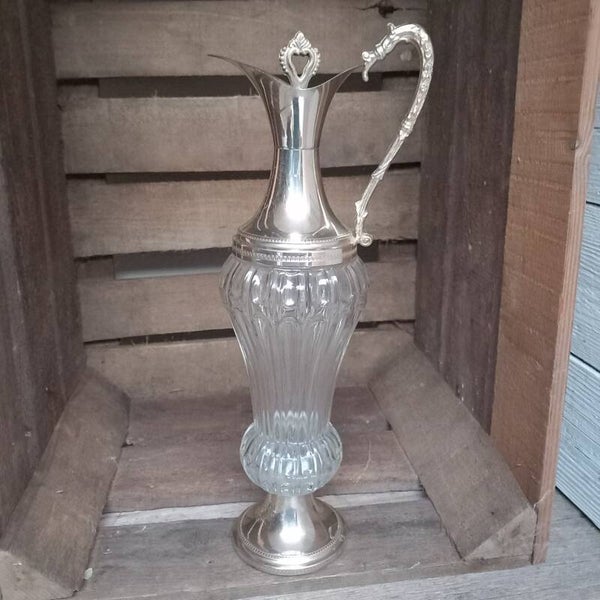 Italiaanse glazen karaf met verzilverde details, jaren '50.