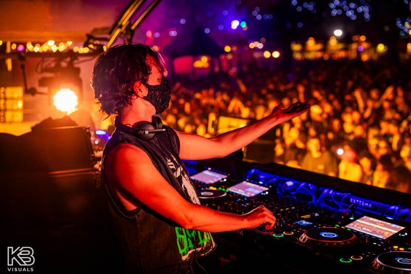 extrema-by-kbvisuals-123-standard.jpg