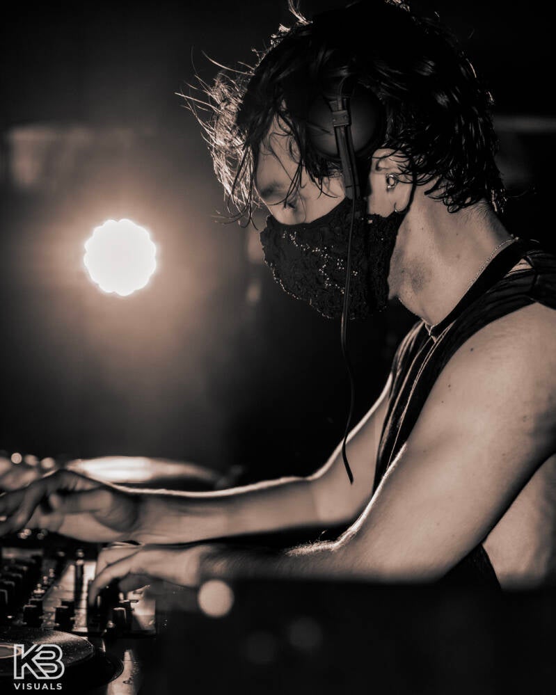 extrema-by-kbvisuals-132-standard.jpg