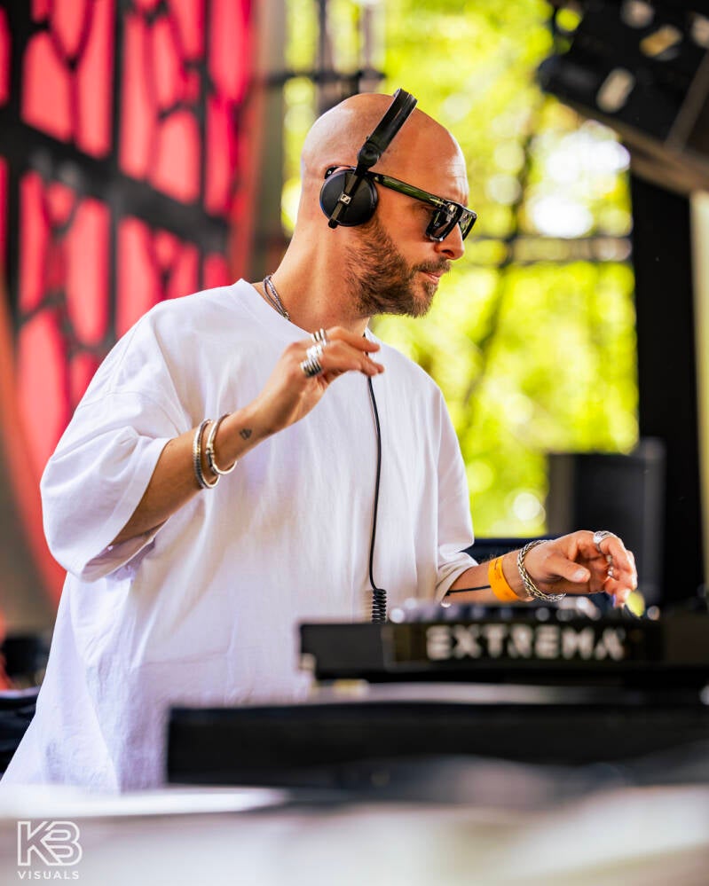 extrema-by-kbvisuals-206-standard.jpg
