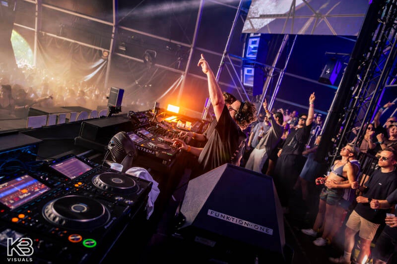 extrema-by-kbvisuals-277-standard.jpg
