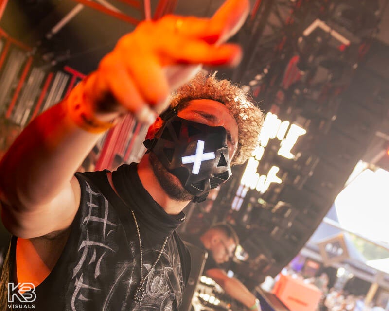 extrema-by-kbvisuals-308-standard.jpg