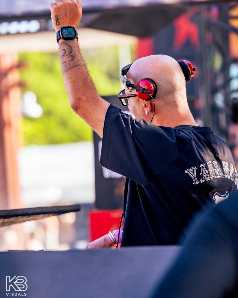 extrema-by-kbvisuals-35-standard.jpg