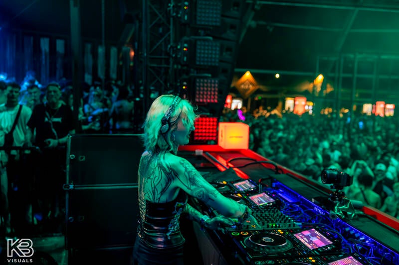 extrema-by-kbvisuals-351-standard.jpg