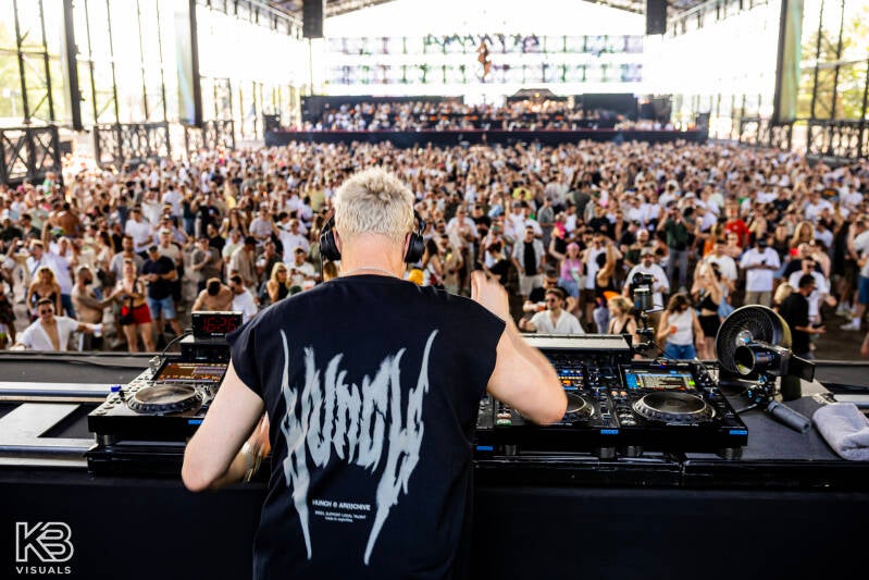 extrema-by-kbvisuals-403-standard.jpg