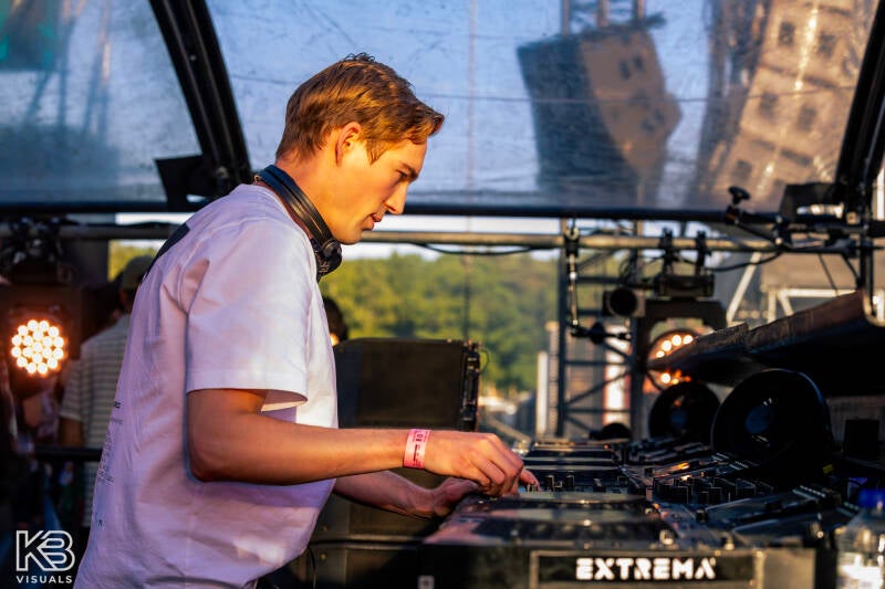 extrema-by-kbvisuals-70-standard.jpg