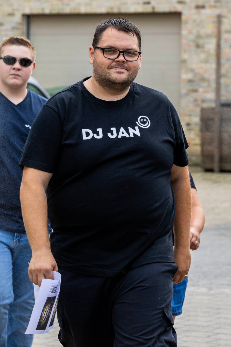 vr-dj-jan-b-dach-10-standard.jpg