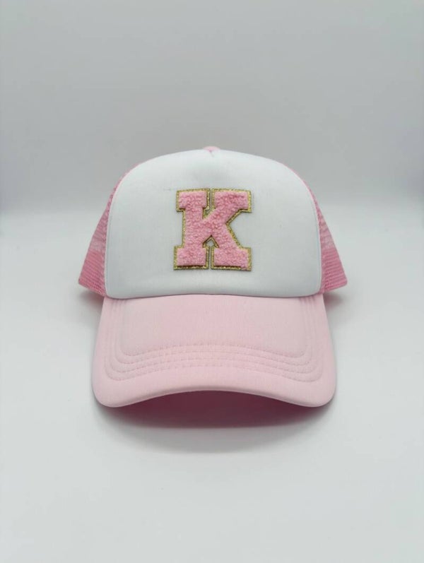 Gorra "Chenille Pink Initial"