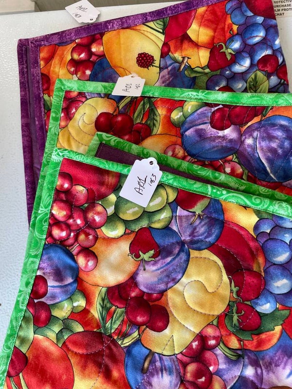 Colorful Fruit Canning Mat (Green Binding)
