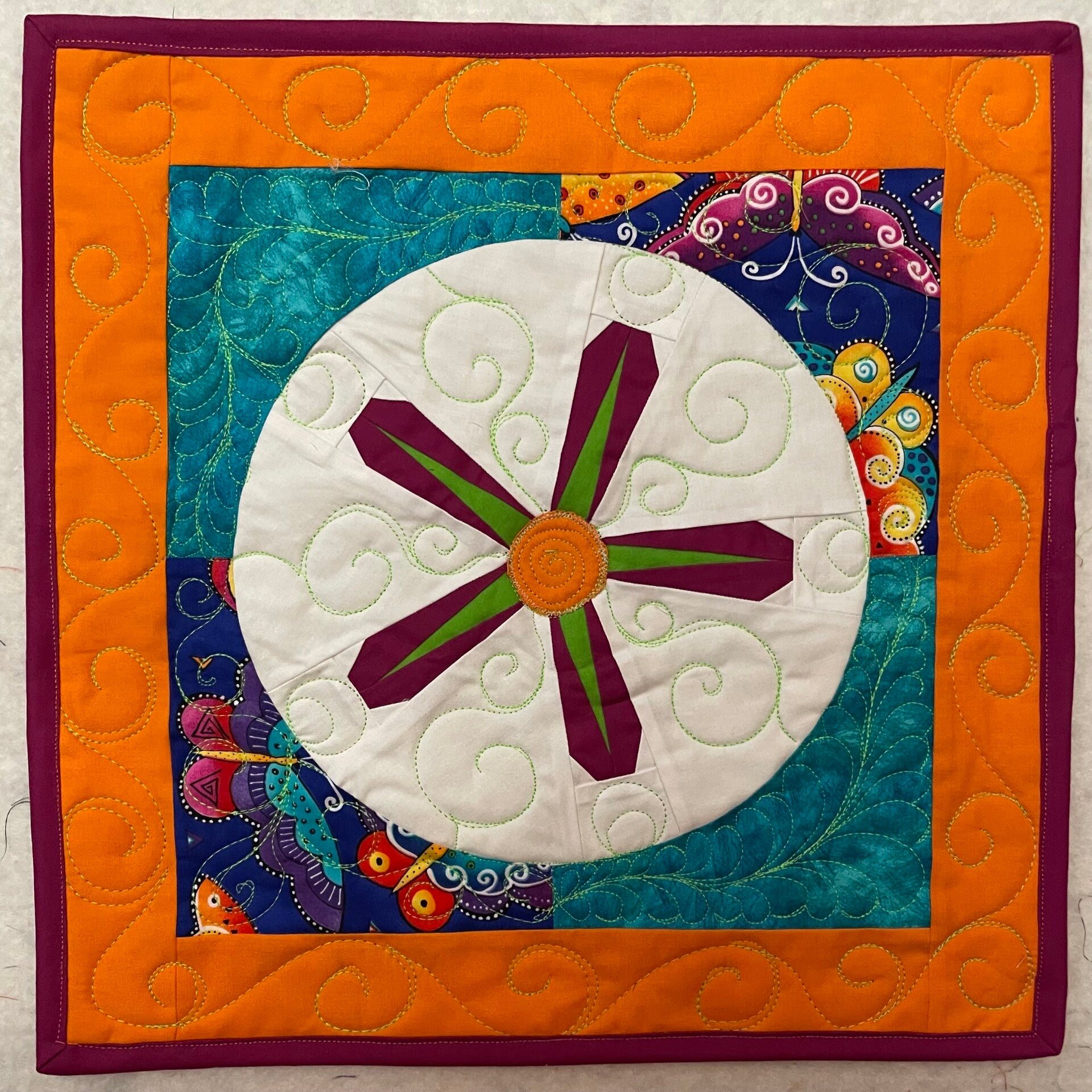 Sand Dollar – Quilted Wall Hanging