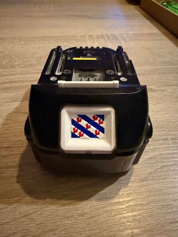 Makita gepersonaliseerde 18 volt accu knop
