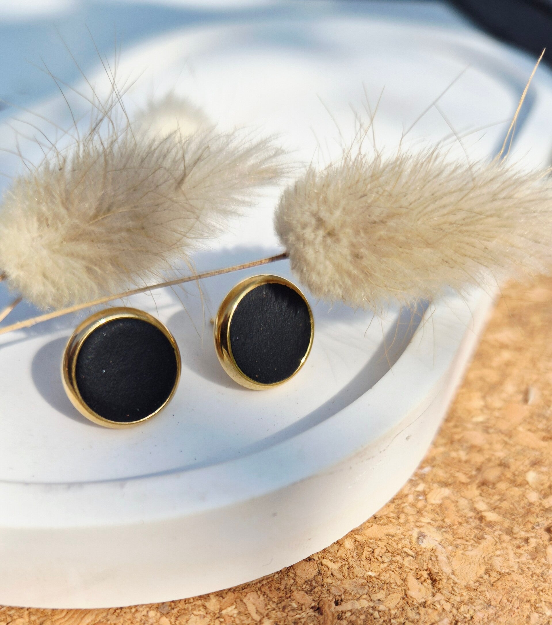 Gold-schwarz matte Ohrstecker