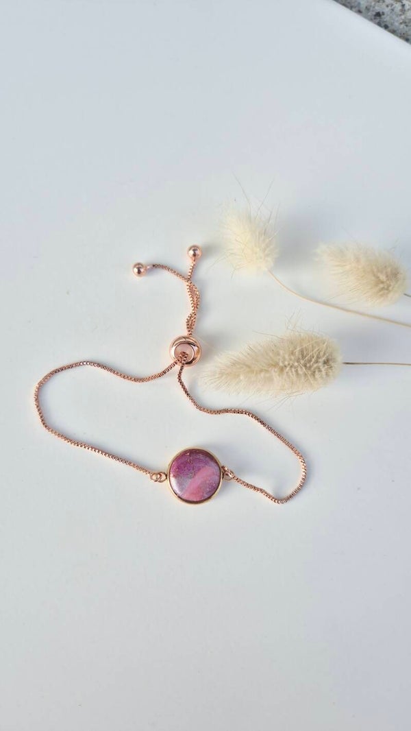 Armkette in Roségold mit zarten Rosa-Tönen