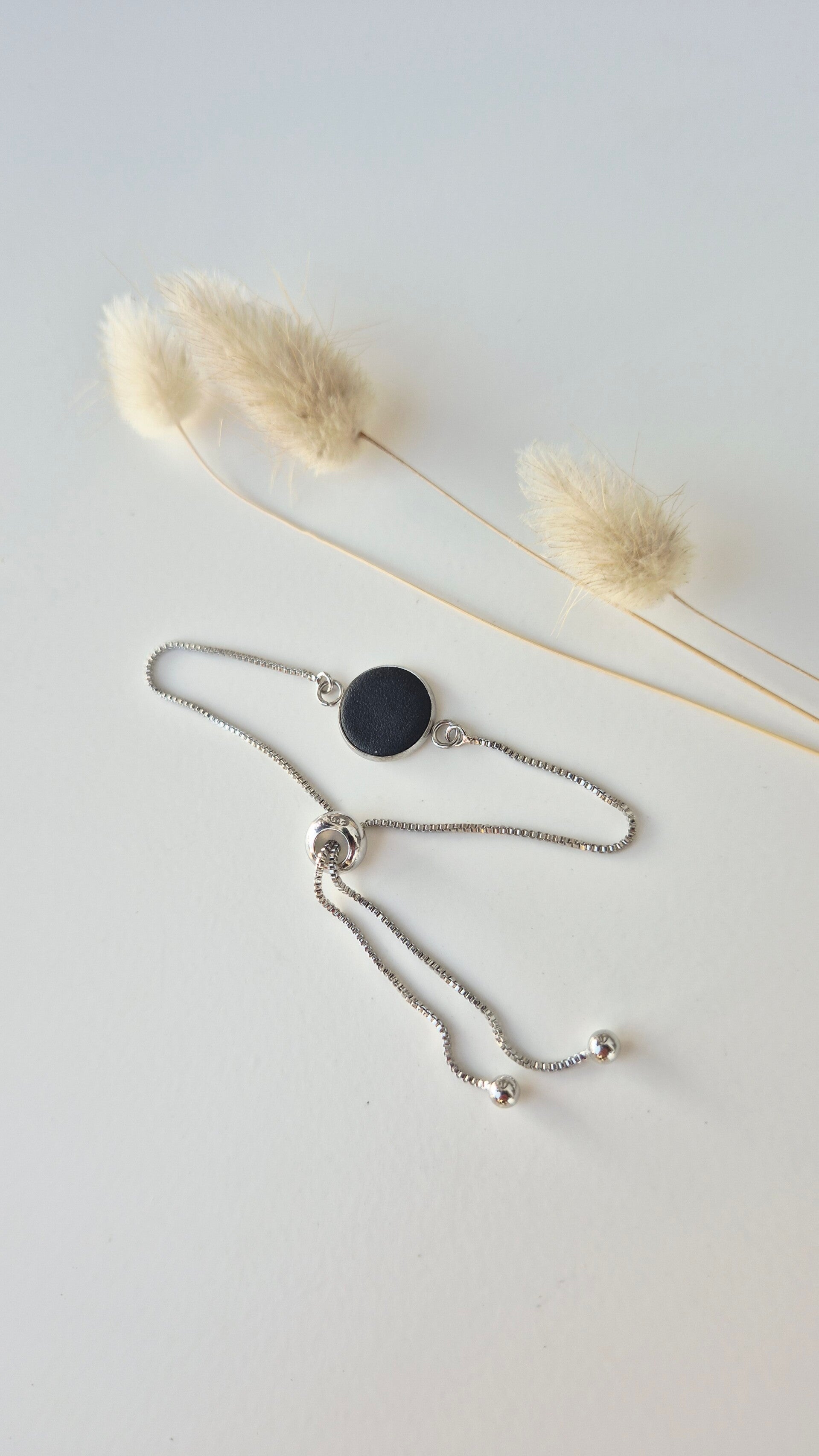 Silber-Schwarz matte Armkette