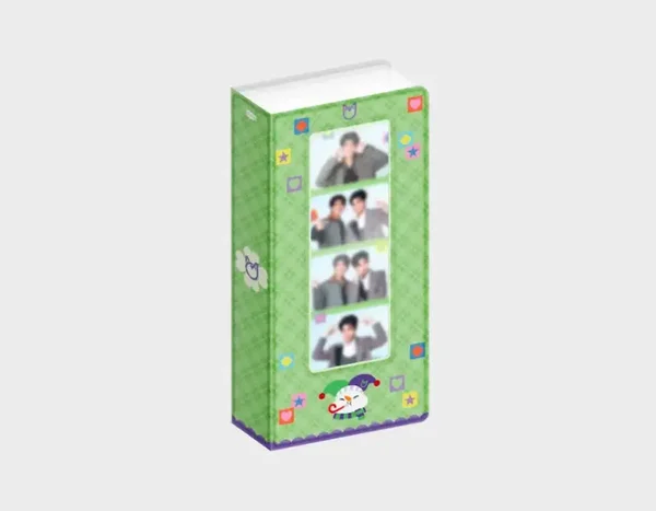 Momo photostrip album
