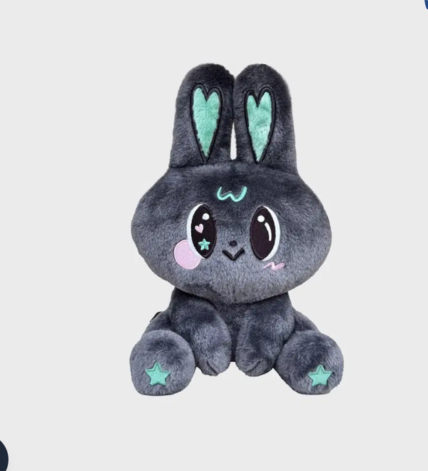 Metaa sitting doll