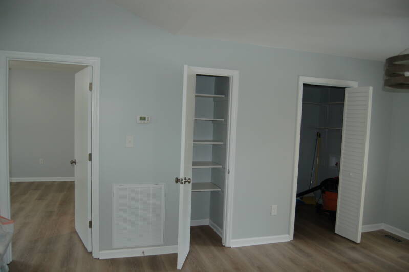 Kitchen Pantry 