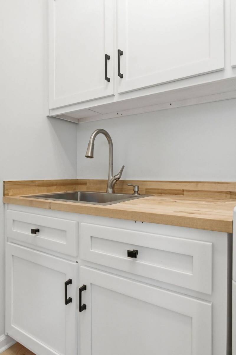 Laundry room sink 