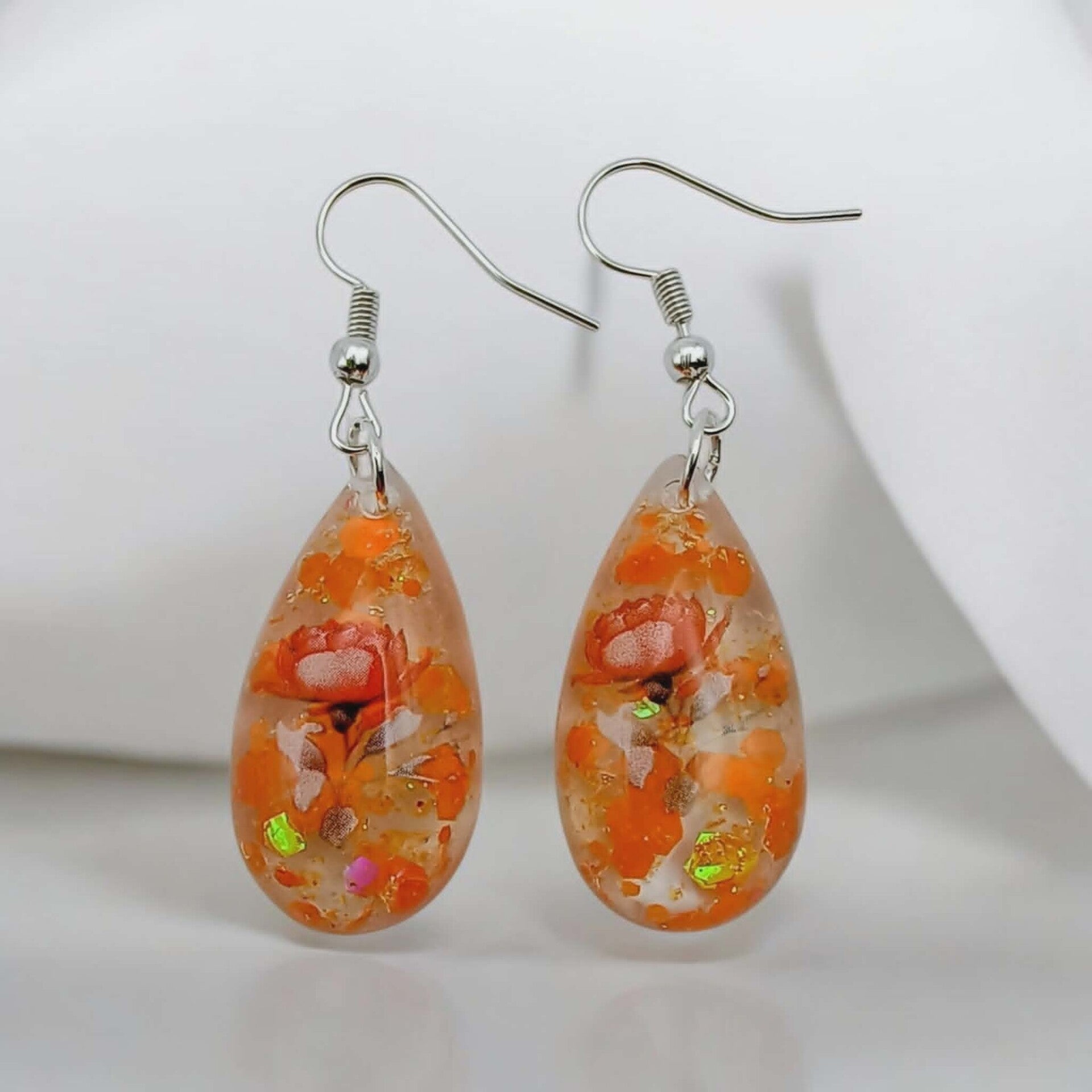 💧Boucles d'oreilles - Collection Gouttes Enchantées & Lumineuses - "Éclat de Coquelicot" -  30 mm.