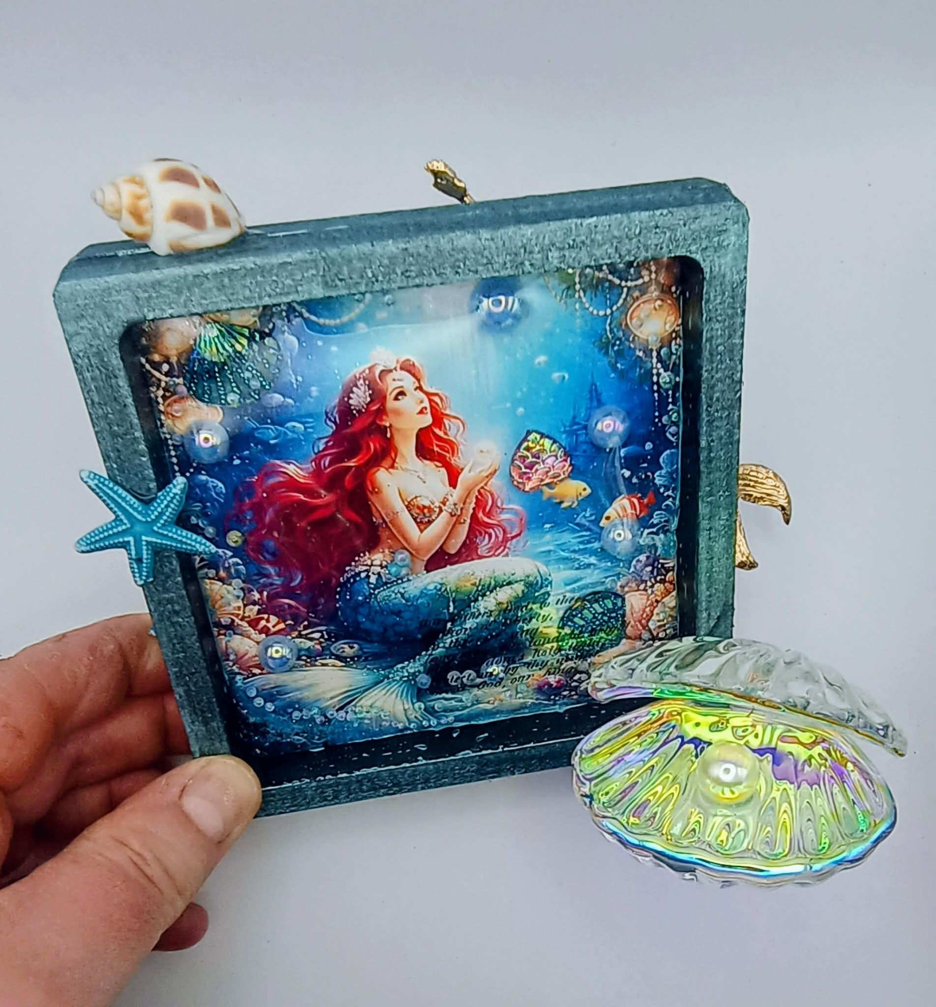 ✨ Aélia, la gardienne des perles de lumière.